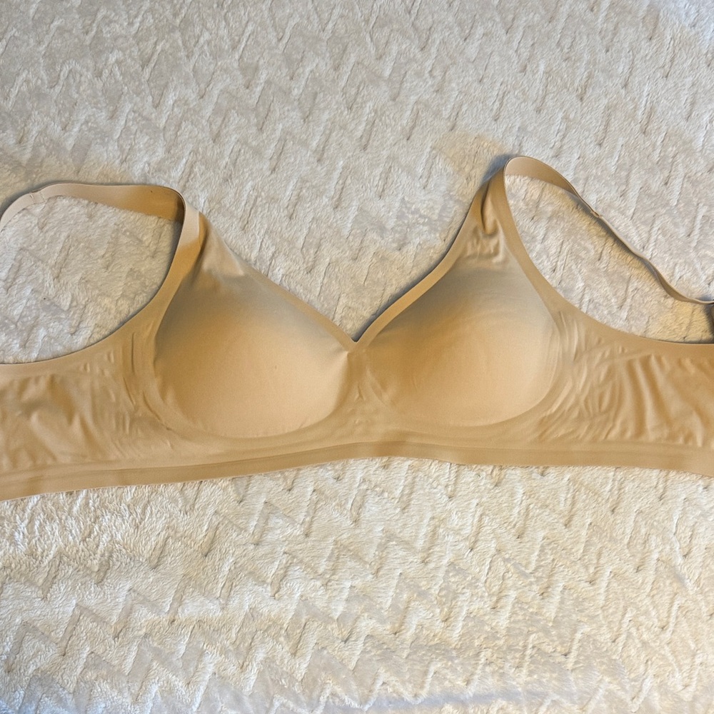 Soft Intention V neck Jelly Bra M